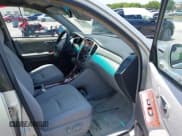 ✅ 2007 Toyota Highlander w/3rd Row • VIN: JTEEW21A070037398 • Lot: 42289988. Wystawiony na IAAI z przebiegiem 94 333 mil. Bezpłatny archiwum sprzedaży aukcyjnych z USA i szczegółowy raport historii pojazdu na DreamBid. Zdjęcie 5.