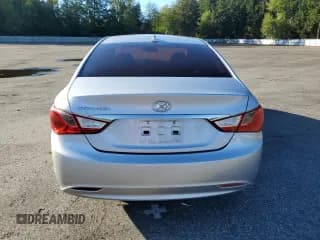 ✅ 2012 Hyundai Sonata GLS • VIN: 5NPEB4AC1CH482193 • Лот: 82262035. Опубликован ранее на Copart с пробегом 196 534 миль. Бесплатный доступ к архиву аукционных продаж из США и подробный отчёт об истории автомобиля на DreamBid. Изображение 6.