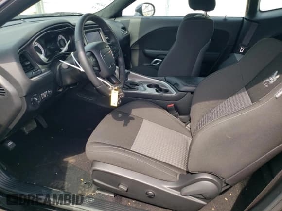 ✅ 2022 Dodge Challenger R/T Scat Pack Widebody • VIN: 2C3CDZFJ3NH218611 • Lot: 61007463. Wystawiony na Copart z przebiegiem 1 003 mil. Bezpłatny archiwum sprzedaży aukcyjnych z USA i szczegółowy raport historii pojazdu na DreamBid. Zdjęcie 7.