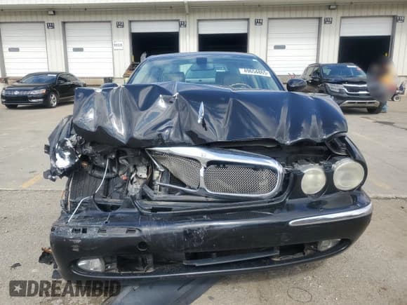 ✅ 2007 Jaguar XJ Vanden Plas • VIN: SAJWA82B67SH13461 • Лот: 49654865. Опубликован ранее на Copart с пробегом 151 298 миль. Бесплатный доступ к архиву аукционных продаж из США и подробный отчёт об истории автомобиля на DreamBid. Изображение 5.