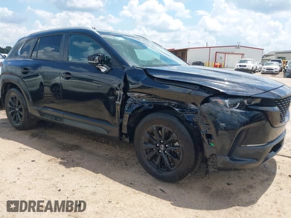 ✅ 2025 Mazda CX-50 S Preferred • VIN: 7MMVABBM1SN323445 • Lot: 43006040. Wystawiony na IAAI z przebiegiem 19 009 mil. Bezpłatny archiwum sprzedaży aukcyjnych z USA i szczegółowy raport historii pojazdu na DreamBid. Zdjęcie 1.