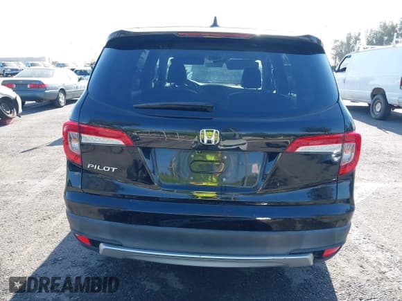 ✅ 2019 Honda Pilot EX-L • VIN: 5FNYF5H58KB044315 • Lot: 43127518. Listed on IAAI with 63,216 mi. Free auction sales archive from the USA and detailed vehicle history report at DreamBid. Image 17.