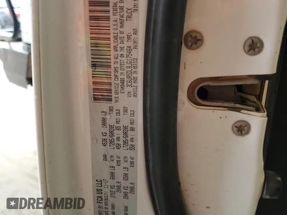 ✅ 2018 Ram 2500 Big Horn • VIN: 3C6UR5DL8JG175464 • Lot: 55846195. Listed on Copart with 204,183 mi. Free auction sales archive from the USA and detailed vehicle history report at DreamBid. Image 12.