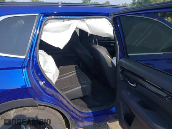 ✅ 2023 Honda CR-V Sport Touring • VIN: 7FARS6H92PE013016 • Lot: 43121709. Wystawiony na IAAI z przebiegiem 33 662 mil. Bezpłatny archiwum sprzedaży aukcyjnych z USA i szczegółowy raport historii pojazdu na DreamBid. Zdjęcie 8.