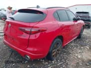 ✅ 2021 Alfa Romeo Stelvio Ti • VIN: ZASPAKBN7M7D16208 • Lot: 42094793. Wystawiony na IAAI z przebiegiem Nie podano. Bezpłatny archiwum sprzedaży aukcyjnych z USA i szczegółowy raport historii pojazdu na DreamBid. Zdjęcie 4.