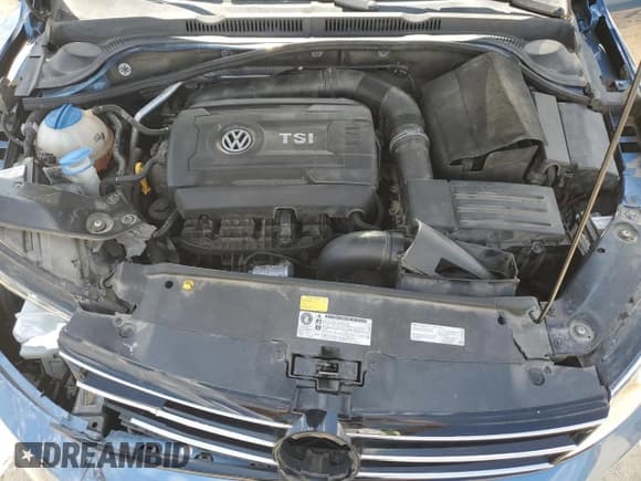 ✅ 2015 Volkswagen Jetta SE • VIN: 3VWD07AJ7FM414302 • Лот: 62855805. Опубликован ранее на Copart с пробегом 77 533 миль. Бесплатный доступ к архиву аукционных продаж из США и подробный отчёт об истории автомобиля на DreamBid. Изображение 11.