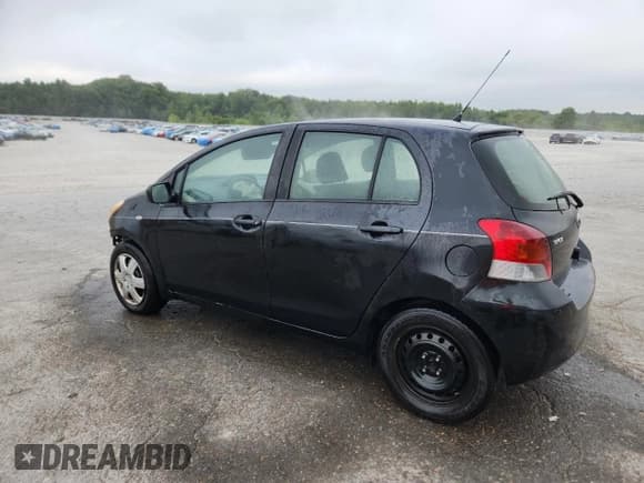 ✅ 2011 Toyota Yaris • VIN: JTDKT4K38B5327301 • Lot: 67782605. Wystawiony na Copart z przebiegiem 180 946 mil. Bezpłatny archiwum sprzedaży aukcyjnych z USA i szczegółowy raport historii pojazdu na DreamBid. Zdjęcie 2.