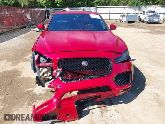 ✅ 2017 Jaguar F-Pace S • VIN: SADCM2BV2HA053721 • Лот: 43318501. Опубликован ранее на IAAI с пробегом 76 179 миль. Бесплатный доступ к архиву аукционных продаж из США и подробный отчёт об истории автомобиля на DreamBid. Изображение 6.