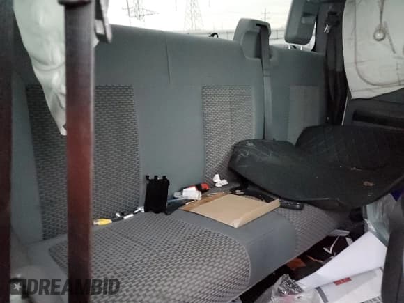 ✅ 2013 Ford F-250 XL • VIN: 1FT7X2BT7DEA62601 • Lot: 43250835. Wystawiony na Copart z przebiegiem 124 399 mil. Bezpłatny archiwum sprzedaży aukcyjnych z USA i szczegółowy raport historii pojazdu na DreamBid. Zdjęcie 10.