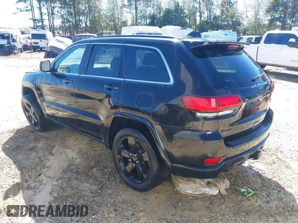 ✅ 2015 Jeep Grand Cherokee Altitude • VIN: 1C4RJFAG5FC121844 • Лот: 43084124. Опубликован ранее на IAAI с пробегом 142 612 миль. Бесплатный доступ к архиву аукционных продаж из США и подробный отчёт об истории автомобиля на DreamBid. Изображение 3.