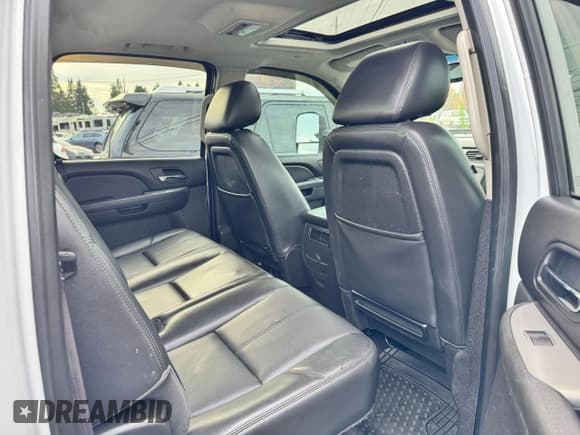 ✅ 2013 Chevrolet Silverado 2500HD LTZ • VIN: 1GC1KYE84DF230977 • Лот: 93779955. Опубликован ранее на Copart с пробегом 180 953 миль. Бесплатный доступ к архиву аукционных продаж из США и подробный отчёт об истории автомобиля на DreamBid. Изображение 6.