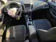 ✅ 2017 Chevrolet Cruze LT • VIN: 1G1BE5SM7H7214423 • Лот: 84223195. Опубликован ранее на Copart с пробегом 76 792 миль. Бесплатный доступ к архиву аукционных продаж из США и подробный отчёт об истории автомобиля на DreamBid. Изображение 8.