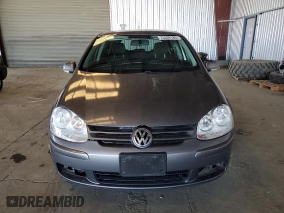 ✅ 2008 Volkswagen Rabbit • VIN: WVWCB71K68W194834 • Lot: 70339185. Wystawiony na Copart z przebiegiem 162 585 mil. Bezpłatny archiwum sprzedaży aukcyjnych z USA i szczegółowy raport historii pojazdu na DreamBid. Zdjęcie 5.