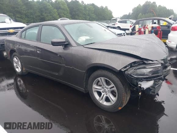 ✅ 2022 Dodge Charger SXT • VIN: 2C3CDXBGXNH239051 • Lot: 42924766. Wystawiony na IAAI z przebiegiem 49 595 mil. Bezpłatny archiwum sprzedaży aukcyjnych z USA i szczegółowy raport historii pojazdu na DreamBid. Zdjęcie 1.