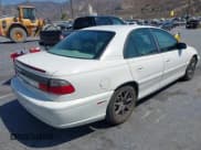 ✅ 1998 Cadillac Catera • VIN: W06VR52R8WR132613 • Lot: 42996526. Wystawiony na IAAI z przebiegiem 69 031 mil. Bezpłatny archiwum sprzedaży aukcyjnych z USA i szczegółowy raport historii pojazdu na DreamBid. Zdjęcie 4.