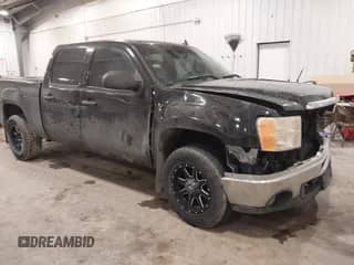2007 GMC Sierra 1500 SLE1 with VIN 2GTEK13M271568298, listed as a IAAI auction lot 41727470 with 111,839 mi miles and . Bid and sale history available at DreamBid. Image 1.