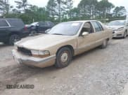 ✅ 1994 Buick Roadmaster • VIN: 1G4BT52P9RR400604 • Lot: 42130307. Listed on IAAI with 183,899 mi. Free auction sales archive from the USA and detailed vehicle history report at DreamBid. Image 2.