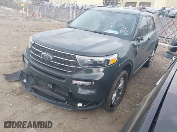 ✅ 2023 Ford Explorer XLT • VIN: 1FMSK8DH6PGA37181 • Lot: 42125900. Wystawiony na IAAI z przebiegiem 37 808 mil. Bezpłatny archiwum sprzedaży aukcyjnych z USA i szczegółowy raport historii pojazdu na DreamBid. Zdjęcie 17.