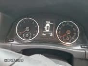 ✅ 2017 Volkswagen Tiguan S • VIN: WVGBV7AX1HK044454 • Lot: 84602705. Wystawiony na Copart z przebiegiem 89 181 mil. Bezpłatny archiwum sprzedaży aukcyjnych z USA i szczegółowy raport historii pojazdu na DreamBid. Zdjęcie 9.