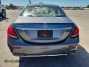 ✅ 2017 Mercedes-Benz E 300 Luxury • VIN: WDDZF4JBXHA173369 • Lot: 86847665. Wystawiony na Copart z przebiegiem Nie podano. Bezpłatny archiwum sprzedaży aukcyjnych z USA i szczegółowy raport historii pojazdu na DreamBid. Zdjęcie 6.