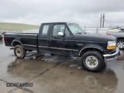 ✅ 1996 Ford F-250 • VIN: 1FTHX26H2TEA23214 • Lot: 56007115. Wystawiony na Copart z przebiegiem 187 372 mil. Bezpłatny archiwum sprzedaży aukcyjnych z USA i szczegółowy raport historii pojazdu na DreamBid. Zdjęcie 4.