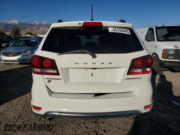 ✅ 2018 Dodge Journey Crossroad • VIN: 3C4PDDGG9JT430353 • Лот: 85709445. Опубликован ранее на Copart с пробегом 97 201 миль. Бесплатный доступ к архиву аукционных продаж из США и подробный отчёт об истории автомобиля на DreamBid. Изображение 6.