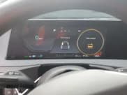 ✅ 2023 Kia EV6 Wind • VIN: KNDC34LA6P5610126 • Lot: 71825534. Wystawiony na Copart z przebiegiem 55 662 mil. Bezpłatny archiwum sprzedaży aukcyjnych z USA i szczegółowy raport historii pojazdu na DreamBid. Zdjęcie 9.