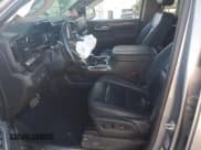 ✅ 2023 Chevrolet Silverado 1500 LT Trail Boss • VIN: 3GCUDFEL9PG326414 • Lot: 86667995. Wystawiony na Copart z przebiegiem 35 262 mil. Bezpłatny archiwum sprzedaży aukcyjnych z USA i szczegółowy raport historii pojazdu na DreamBid. Zdjęcie 7.