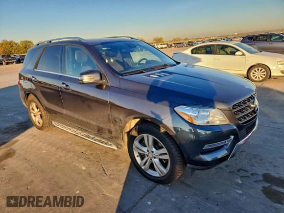 ✅ 2013 Mercedes-Benz M 350 • VIN: 4JGDA2EB9DA161513 • Lot: 96277595. Wystawiony na Copart z przebiegiem 123 284 mil. Bezpłatny archiwum sprzedaży aukcyjnych z USA i szczegółowy raport historii pojazdu na DreamBid. Zdjęcie 4.