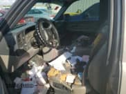 ✅ 2002 Chevrolet Suburban LT • VIN: 1GNEC16Z52J104853 • Лот: 54861975. Опубликован ранее на Copart с пробегом Не указан. Бесплатный доступ к архиву аукционных продаж из США и подробный отчёт об истории автомобиля на DreamBid. Изображение 7.