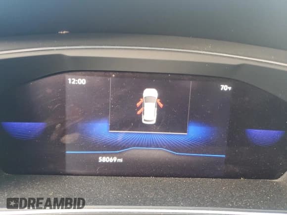 ✅ 2022 Volkswagen Tiguan SE • VIN: 3VV2B7AX4NM033516 • Lot: 90394505. Wystawiony na Copart z przebiegiem 58 069 mil. Bezpłatny archiwum sprzedaży aukcyjnych z USA i szczegółowy raport historii pojazdu na DreamBid. Zdjęcie 9.