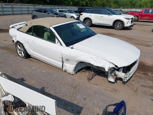 ✅ 2007 Ford Mustang GT Deluxe • VIN: 1ZVHT85H875340529 • Lot: 42430085. Wystawiony na IAAI z przebiegiem 125 816 mil. Bezpłatny archiwum sprzedaży aukcyjnych z USA i szczegółowy raport historii pojazdu na DreamBid. Zdjęcie 1.