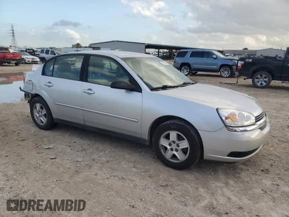 ✅ 2004 Chevrolet Malibu LS • VIN: 1G1ZT528X4F112007 • Lot: 85365094. Wystawiony na Copart z przebiegiem 218 580 mil mil. Skorzystaj z bezpłatnego archiwum sprzedaży aukcyjnych z USA i zobacz szczegółowy raport historii pojazdu na DreamBid. Zdjęcie 4.