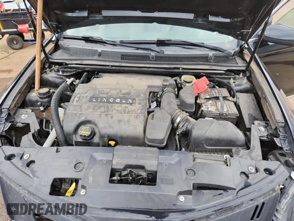 ✅ 2014 Lincoln MKS • VIN: 1LNHL9EK7EG602171 • Лот: 71851335. Опубликован ранее на Copart с пробегом 98 877 миль. Бесплатный доступ к архиву аукционных продаж из США и подробный отчёт об истории автомобиля на DreamBid. Изображение 11.