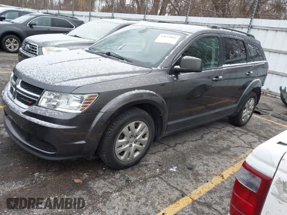 ✅ 2018 Dodge Journey SE • VIN: 3C4PDCAB2JT511248 • Lot: 43653866. Listed on IAAI with 102,475 mi. Free auction sales archive from the USA and detailed vehicle history report at DreamBid. Image 2.