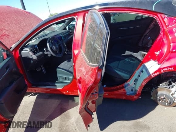 ✅ 2025 Toyota Camry LE • VIN: 4T1DAACK4SU144739 • Lot: 43560619. Wystawiony na IAAI z przebiegiem 4 419 mil. Bezpłatny archiwum sprzedaży aukcyjnych z USA i szczegółowy raport historii pojazdu na DreamBid. Zdjęcie 8.