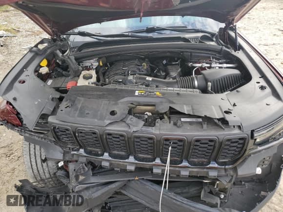 ✅ 2023 Jeep Grand Cherokee Altitude • VIN: 1C4RJGAGXPC557242 • Lot: 80494155. Wystawiony na Copart z przebiegiem 32 324 mil. Bezpłatny archiwum sprzedaży aukcyjnych z USA i szczegółowy raport historii pojazdu na DreamBid. Zdjęcie 7.