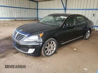 2011 Hyundai Equus Ultimate z VIN KMHGH4JF8BU042490, wystawiony jako Copart lot #80510645 z przebiegiem 115 531 mil mil oraz Czysty tytuł • Clean title. Historia ofert i sprzedaży dostępna na DreamBid. Obrazek 1.