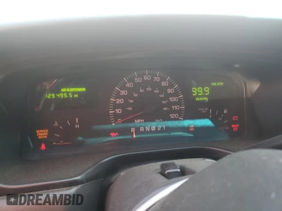 ✅ 2000 Lincoln Town Car Executive • VIN: 1LNHM81W9YY908643 • Lot: 68047715. Listed on Copart with 129,499 mi. Free auction sales archive from the USA and detailed vehicle history report at DreamBid. Image 9.