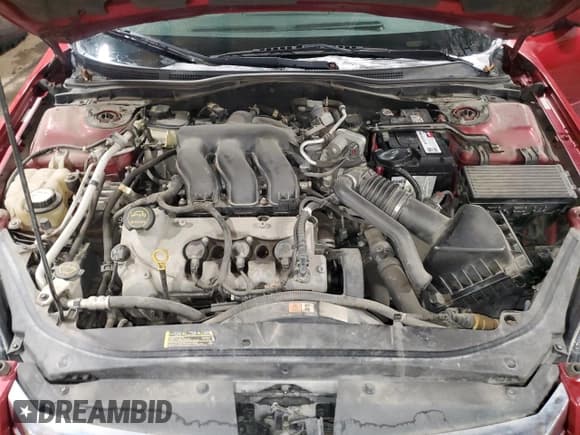 ✅ 2006 Ford Fusion SE • VIN: 3FAFP07156R172401 • Lot: 91932375. Wystawiony na Copart z przebiegiem 134 894 mil. Bezpłatny archiwum sprzedaży aukcyjnych z USA i szczegółowy raport historii pojazdu na DreamBid. Zdjęcie 11.