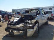 ✅ 2010 Chevrolet Silverado 1500 Work Truck • VIN: 1GCPCPEX6AZ250327 • Lot: 43388008. Wystawiony na IAAI z przebiegiem 132 006 mil. Bezpłatny archiwum sprzedaży aukcyjnych z USA i szczegółowy raport historii pojazdu na DreamBid. Zdjęcie 4.