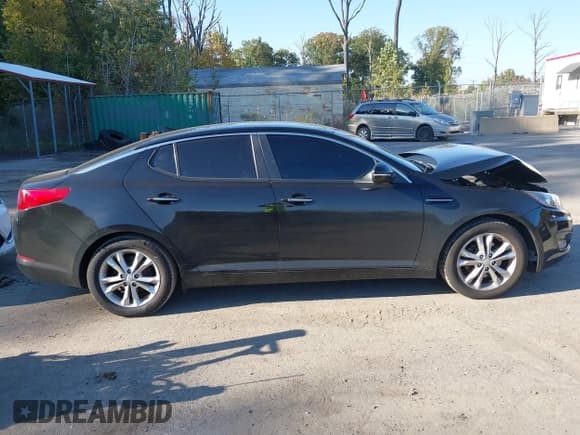 ✅ 2017 Chrysler Pacifica Touring L • VIN: 2C4RC1BG2HR816207 • Лот: 43506861. Опубликован ранее на IAAI с пробегом 68 946 миль. Бесплатный доступ к архиву аукционных продаж из США и подробный отчёт об истории автомобиля на DreamBid. Изображение 13.