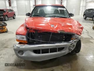 ✅ 2000 Dodge Dakota Sport • VIN: 1B7GL22N5YS674686 • Lot: 57595365. Wystawiony na Copart z przebiegiem 109 685 mil. Bezpłatny archiwum sprzedaży aukcyjnych z USA i szczegółowy raport historii pojazdu na DreamBid. Zdjęcie 5.