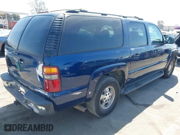 ✅ 2001 Chevrolet Suburban LS • VIN: 3GNEC16TX1G209576 • Лот: 43225664. Опубликован ранее на IAAI с пробегом Не указан. Бесплатный доступ к архиву аукционных продаж из США и подробный отчёт об истории автомобиля на DreamBid. Изображение 4.
