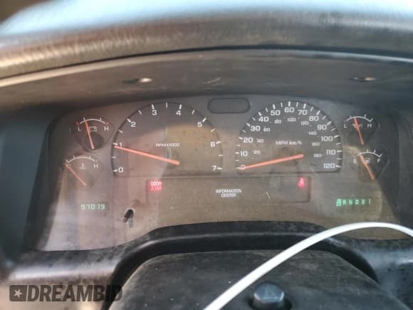 ✅ 2001 Dodge Dakota Sport • VIN: 1B7HL2AN71S237686 • Lot: 86181545. Wystawiony na Copart z przebiegiem 97 019 mil. Bezpłatny archiwum sprzedaży aukcyjnych z USA i szczegółowy raport historii pojazdu na DreamBid. Zdjęcie 9.