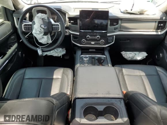 ✅ 2024 Ford Expedition Max XLT • VIN: 1FMJK1J89REA27394 • Lot: 59621795. Wystawiony na Copart z przebiegiem 42 644 mil. Bezpłatny archiwum sprzedaży aukcyjnych z USA i szczegółowy raport historii pojazdu na DreamBid. Zdjęcie 8.