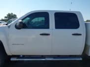 ✅ 2011 Chevrolet Silverado 2500HD • VIN: 1GB1KVCG6BF126811 • Lot: 43367531. Listed on IAAI with 303,285 mi. Free auction sales archive from the USA and detailed vehicle history report at DreamBid. Image 14.