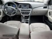 ✅ 2015 Hyundai Sonata SE • VIN: 5NPE24AF8FH149228 • Lot: 57872515. Wystawiony na Copart z przebiegiem 136 628 mil. Bezpłatny archiwum sprzedaży aukcyjnych z USA i szczegółowy raport historii pojazdu na DreamBid. Zdjęcie 8.