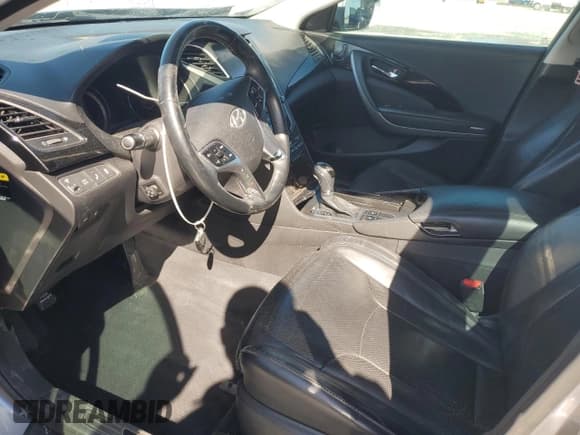 ✅ 2016 Hyundai Azera • VIN: KMHFG4JG0GA506078 • Лот: 91454275. Опубликован ранее на Copart с пробегом 126 692 миль. Бесплатный доступ к архиву аукционных продаж из США и подробный отчёт об истории автомобиля на DreamBid. Изображение 7.