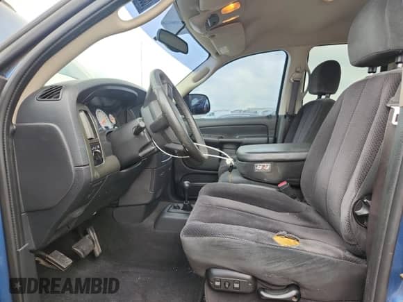 ✅ 2004 Dodge 1500 SLT • VIN: 1D7HU18NX4S573100 • Lot: 65593555. Listed on Copart with 129,583 mi. Free auction sales archive from the USA and detailed vehicle history report at DreamBid. Image 7.